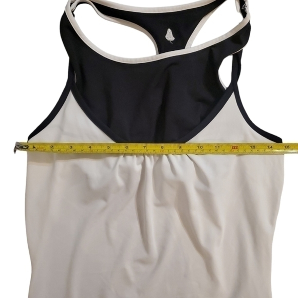 Izod Women's White Layered Sports Tank with Built-in Bra Small - Picture 3 of 6